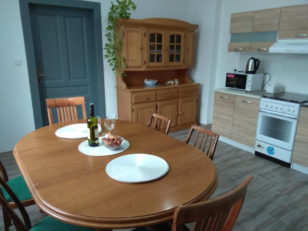 Apartmány U splavu Veselí nad Moravou Exteriér fotografie