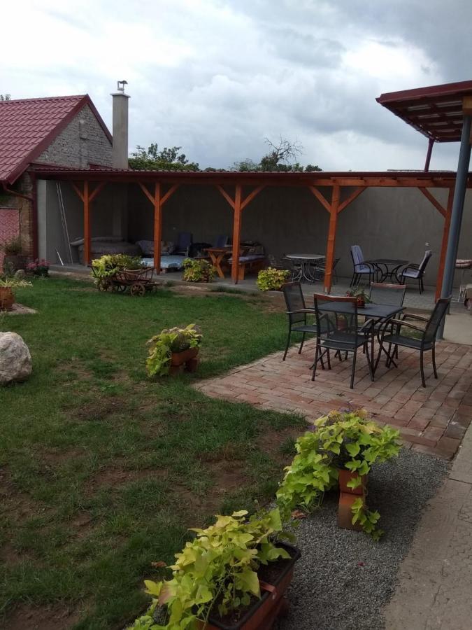 Apartmány U splavu Veselí nad Moravou Exteriér fotografie